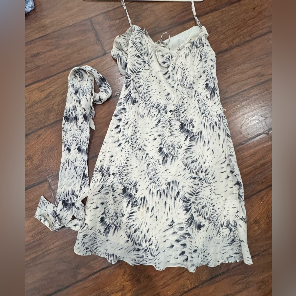 Haute Hippie Cream and Black Abstract Print Slip with Matching Scarf